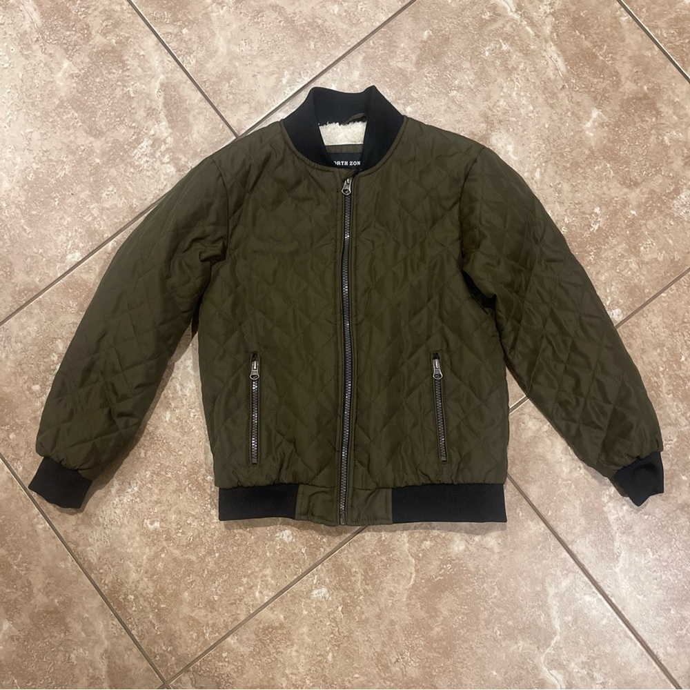 North Zone Military Green Boy’s Bomber Jacket Size 7/8